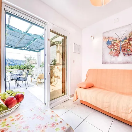 Gracin - One Bedroom With Terrace A1