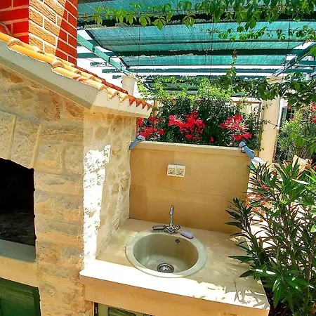 Gracin - One Bedroom With Terrace A1 Apartamento Povlja (Brac)