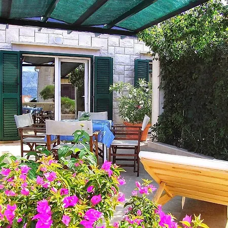 Gracin - One Bedroom With Terrace A1 Povlja (Brac)